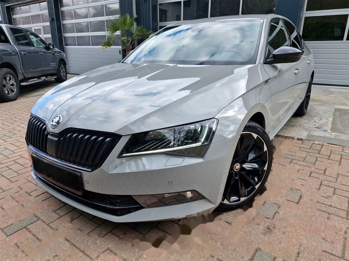 Skoda Superb 2.0 TDI Sportline