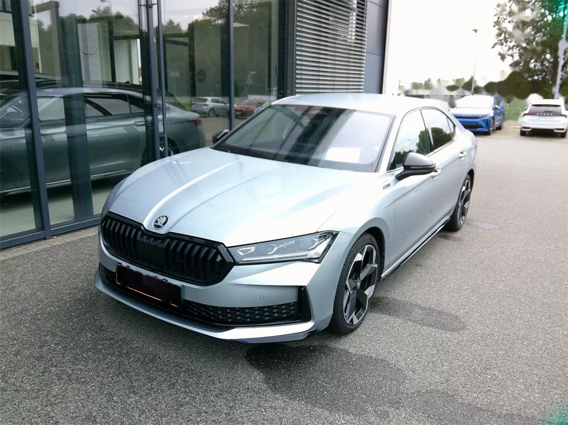 Skoda Superb 2.0 TDI Sportline