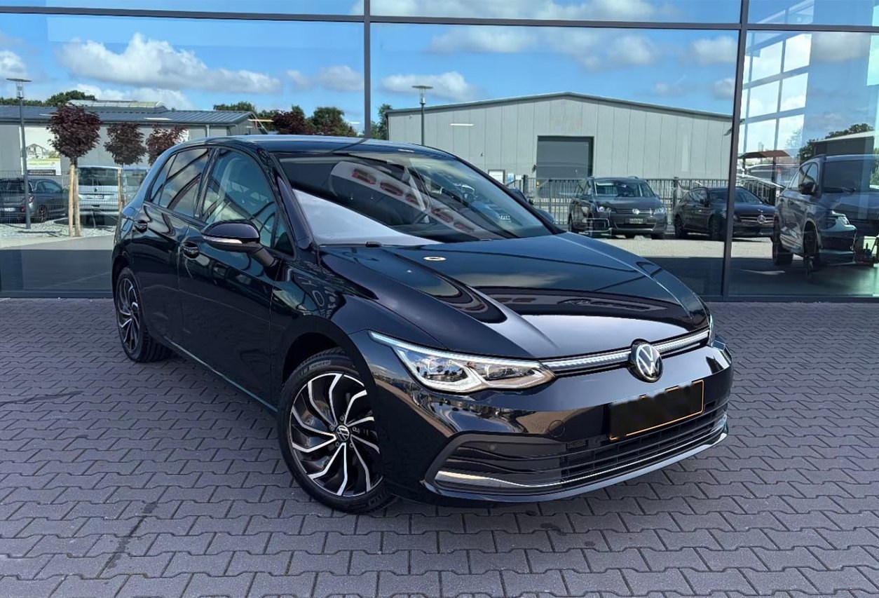 Volkswagen Golf 1.5 eTSI